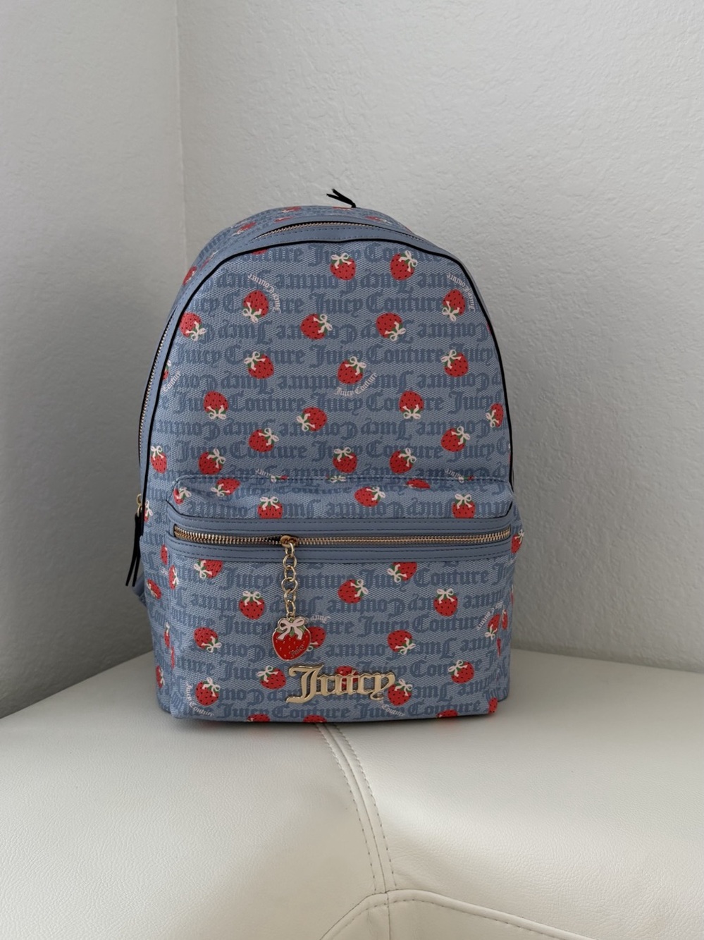 Juicy Couture Berry Sweet Bagpack.